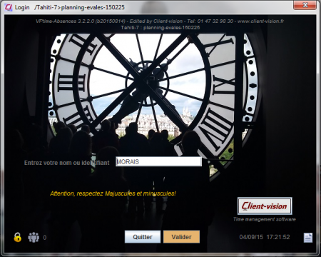 Panneau de login sur PC. Fonctionne en boucle ou one-shot